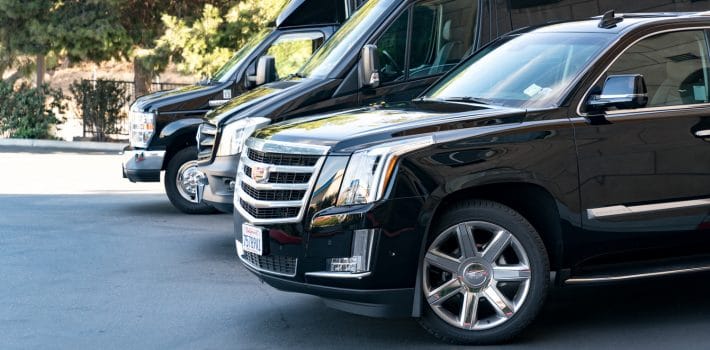 airport transfer service ILS chauffeur Limo luxury fleets